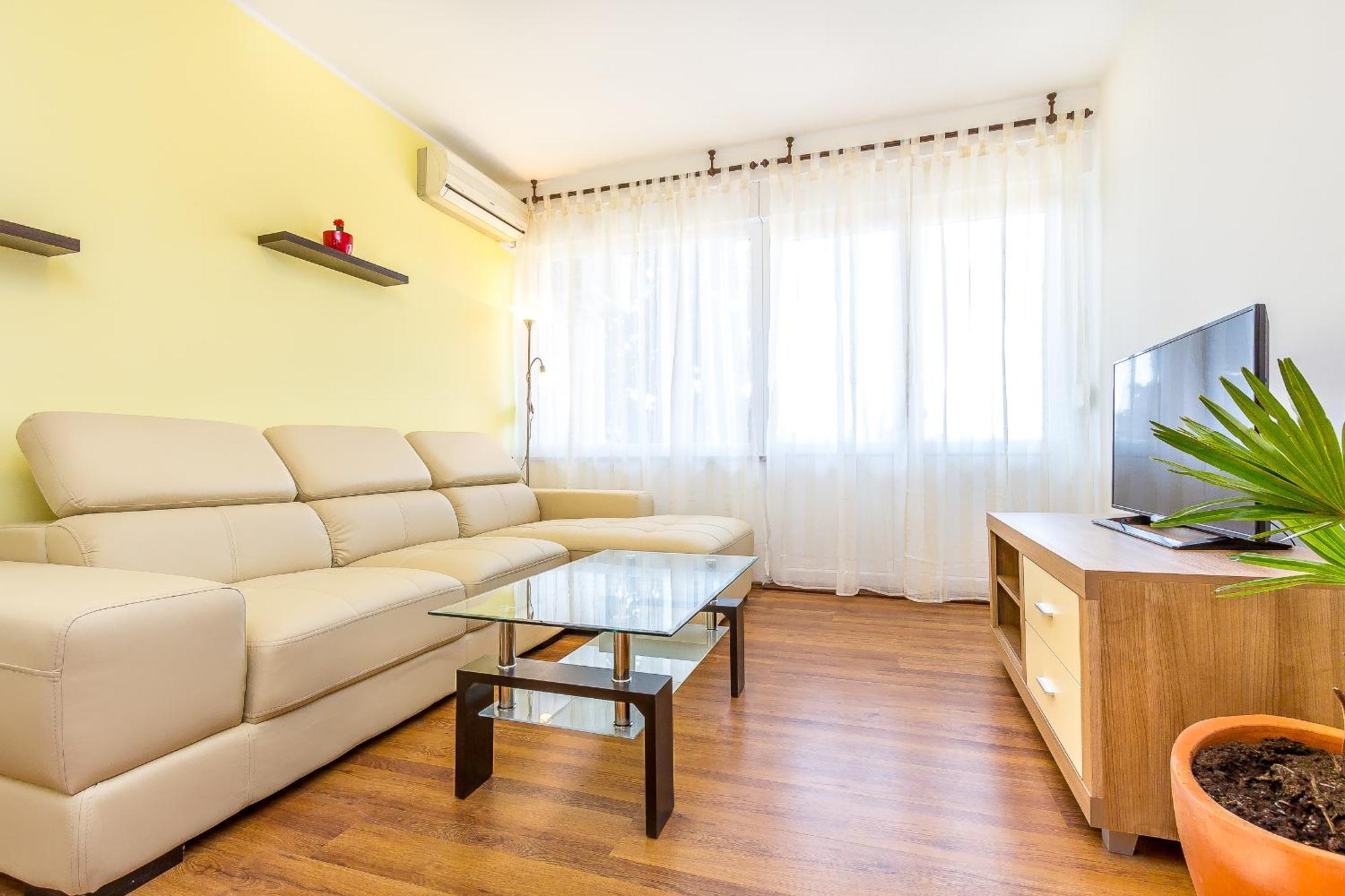 Penthouse Castropola Apartment Luaran gambar